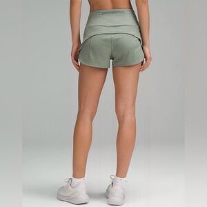 Lululemon speed up short eucalyptus olive 2.5 size 6